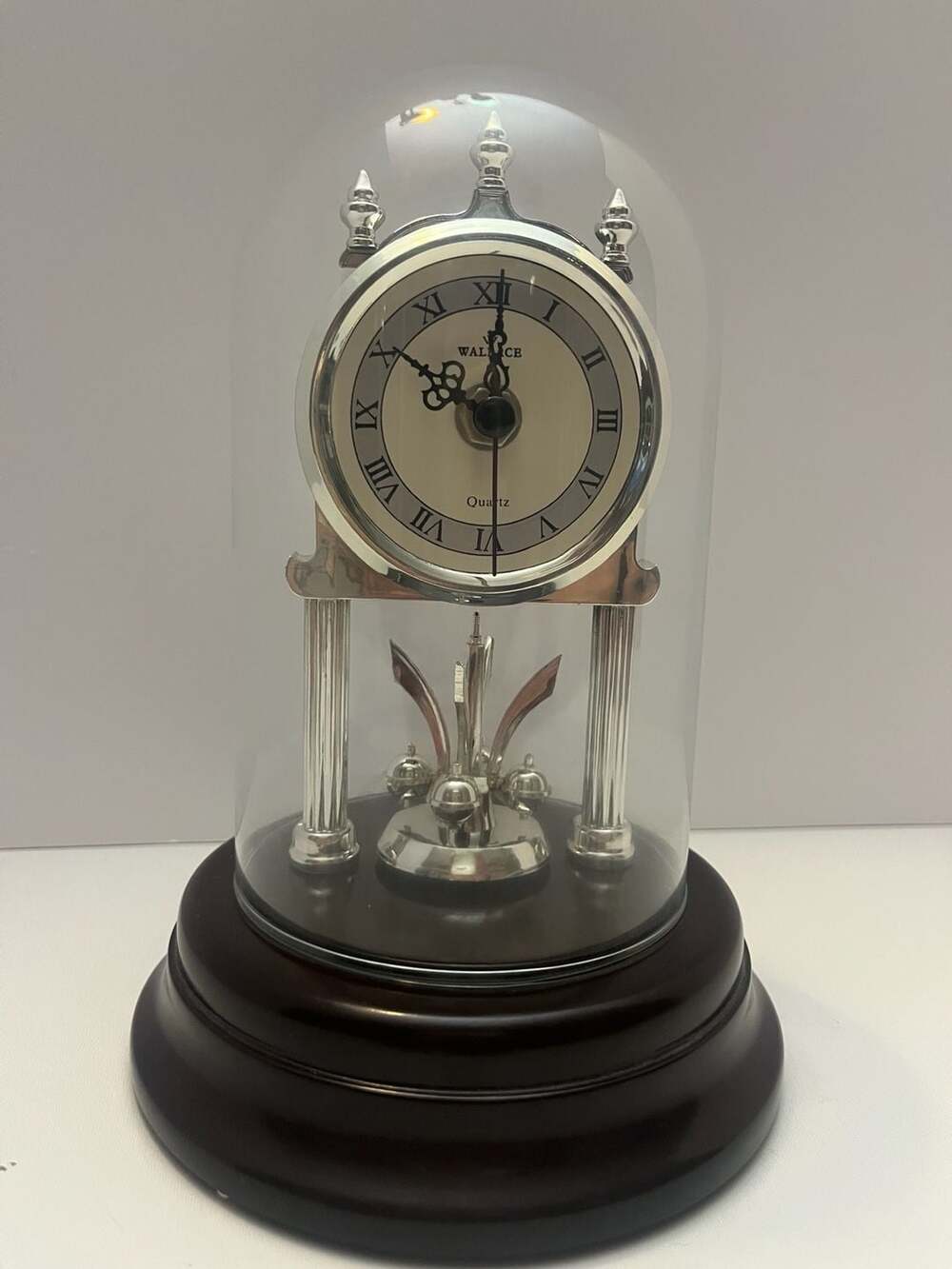 CHIMING Wallace Silversmiths Quartz Anniversary Mantle Clock with Rotating Pendu
